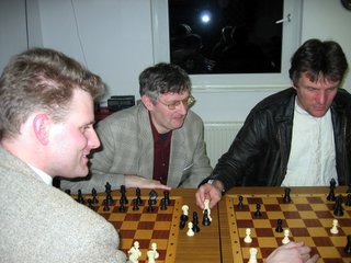 Wenn man ein Turmendspiel durch Matt umgehen kann, sollte man dieses tun
