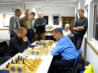 Blieb nur noch Hanns. Es stand 3&frac12;:3&frac12;