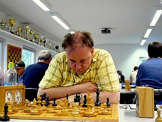Oliver konnte seine Partie gegen 22.15 h gewinnen
