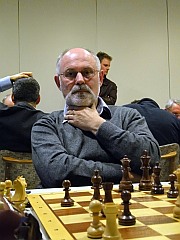 Mannschaftsführer Kurt Kahrsch nahm seinem Gegner den Punkt weg